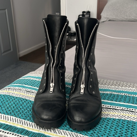 Coach zip up combat boots - Picture 2 of 5